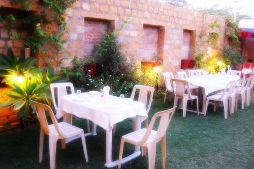Hotel Priya Jaisalmer Exterior photo