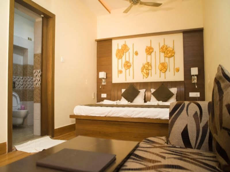 Hotel Priya Jaisalmer Exterior photo